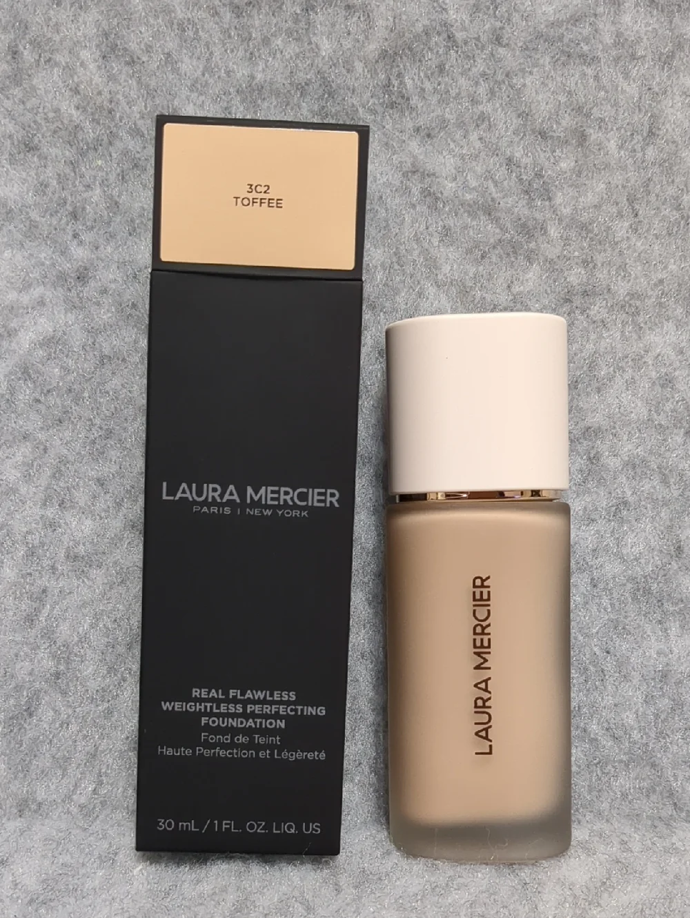 Laura Mercier Real Flawless Weightless Perfecting Foundation NIB 3C2 TOFFEE 1OZ